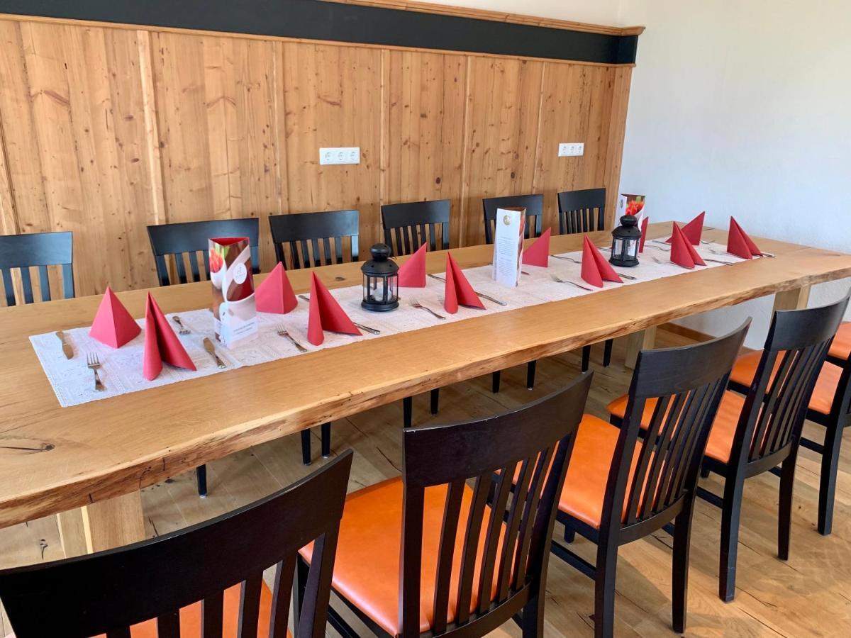 Hotel Heimfeld Restaurant Cafe Garching an Der Alz ภายนอก รูปภาพ