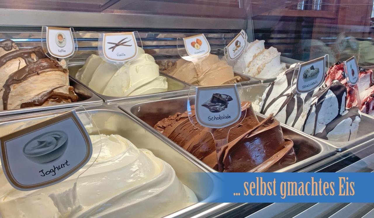 Hotel Heimfeld Restaurant Cafe Garching an Der Alz ภายนอก รูปภาพ